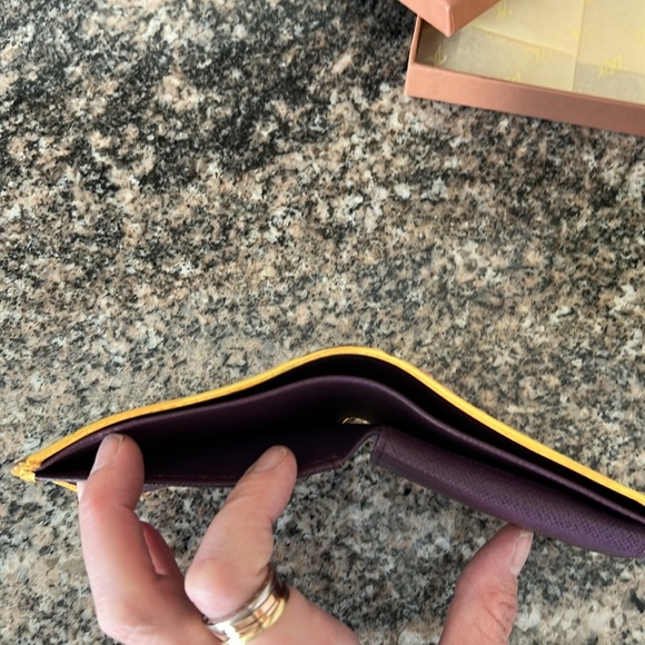 Louis Vuitton Yellow Epi Portefeuille Marco Wallet - Picture 7 of 16